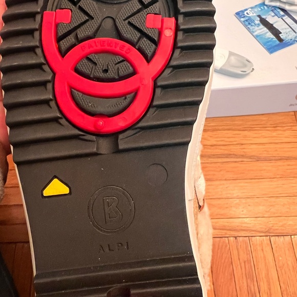 NIB Bogner Winter Boots Alpi Shearling Fur Size US 9 EU 41 - Picture 14 of 15